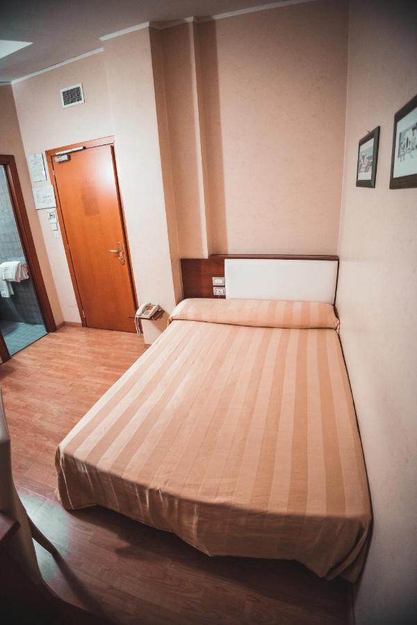 Hotel Cristoforo Colombo Osimo Exterior foto